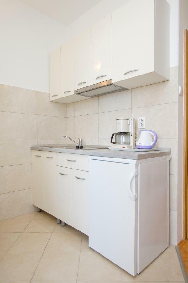 Apartmani Marija Cizmic Makarska Exterior foto