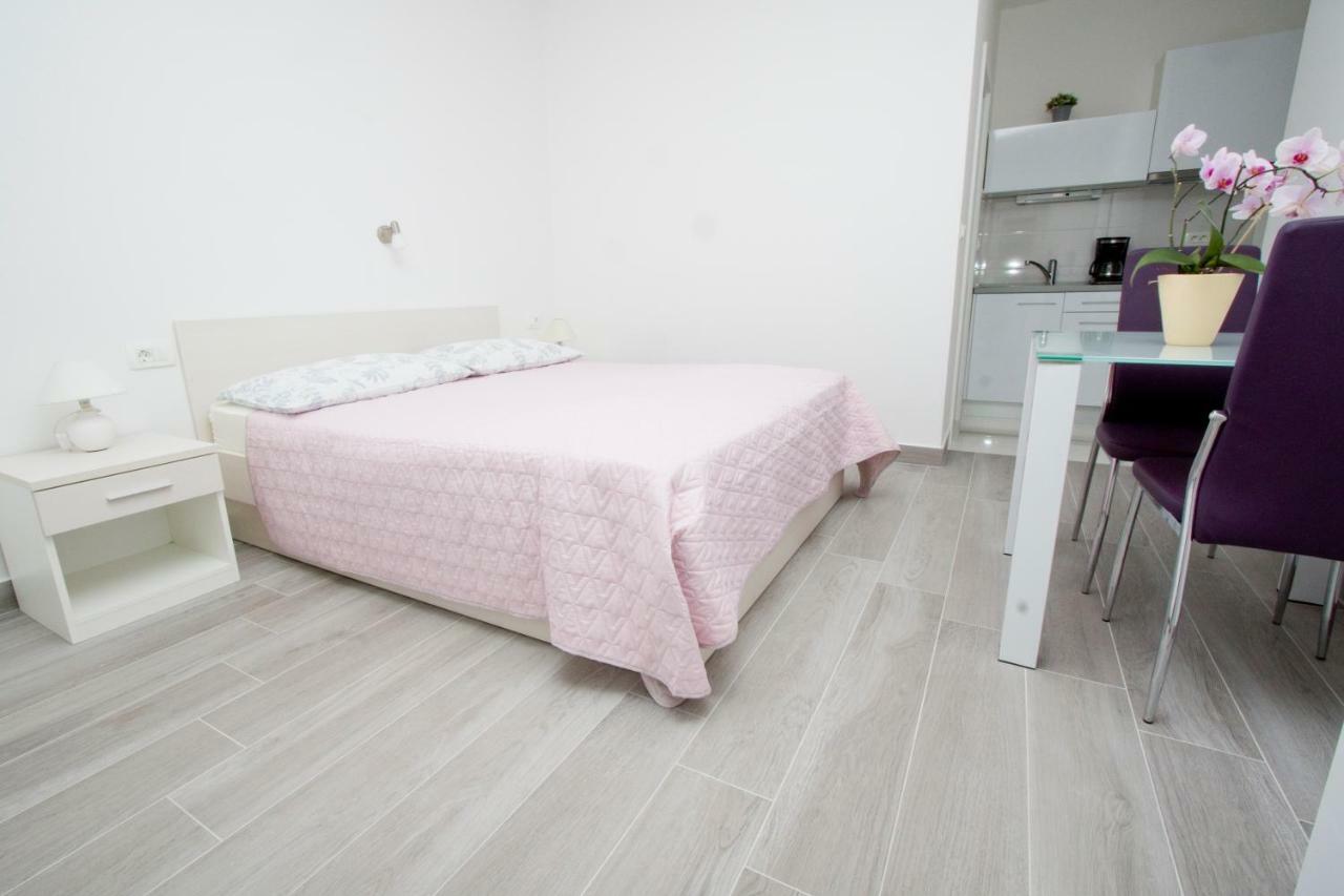 Apartmani Marija Cizmic Makarska Exterior foto